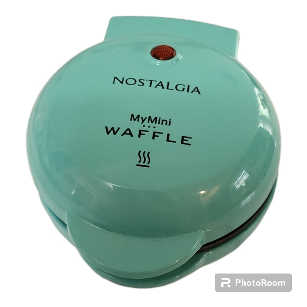 Mini waffle maker, teal